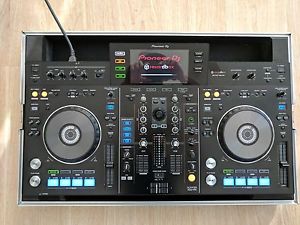 Pioneer Pro DJ XDJ-RX Rekordbox Bundle w/ Odyssey Flight Carry Case
