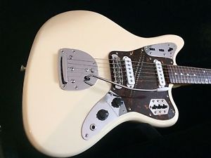Fender Jaguar 66 Reissue Japan (CIJ) "S-Serial" 2005-2006 + Fender Gig bag