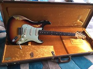 FENDER CUSTOM SHOP HEAVY RELIC 1960 STRATOCASTER STRAT with COA and OHSC etc