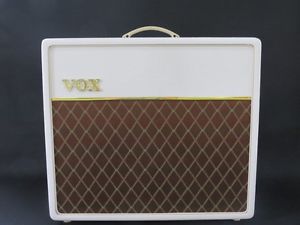 Vox AC15HW1X 1x12 combo with Celestion Blue in Custom tolex Vinyl