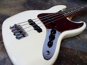 Fender AMERICAN VINTAGE 62 JAZZ BASS Electric Bass Guitar Free Shipping