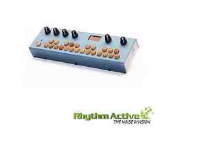 CRITTER & GUITARI ORGANELLE POCKET PIANO-PORTABLE FX KEYBOARD SYNTHESIZER