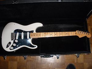 STRATOCASTER NILE RODGERS HITMAKER