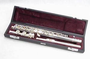 Yamaha YFL-211 Flute