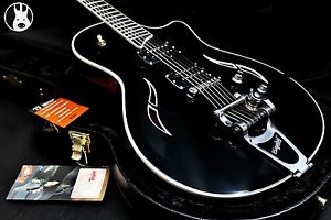 ✯PRISTINE✯ TAYLOR T3B Bigsby Semi Hollow Body ✯Gloss Black + Ebony ✯2010✯