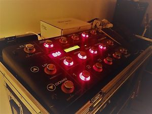 TC Electronic G-System iB Modified Black Limited Edition