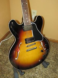 2012 Gibson Custom ES 335     Super Clean    Almost Brand New