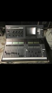 Allen And Heath ilive T-80 And iDR32 rack