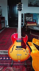 Gibson ES125t 1961/62 Venetian Cutaway Cherryburst Semi-acoustic guitar!