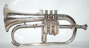 SILVER YAMAHA YFH-731 PROFESSIONAL FLUGELHORN HORN WITH CASE & MOUTHPIECE