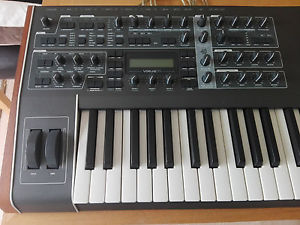 Access Virus TI2 Synthesizer Virtual Analogue Keyboard