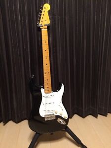 Very Rare! Fender Japan Stratocaster ST57M-US Black Medium Scale Made in Japan