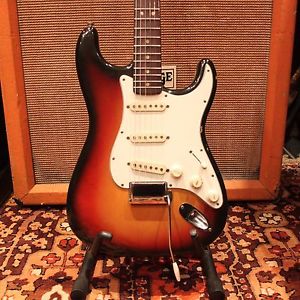 Klassischer 1973 Fender Stratocaster Sunburst & Palisanderholz E-gitarre m/ HSC