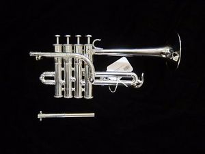 Yamaha YTR9830 Piccolo