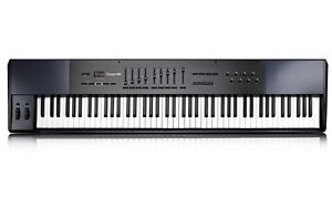 M-Audio Oxygen 88 with IGNITE 88-Key Graded Hammer-Action USB MIDI KEYBOARD