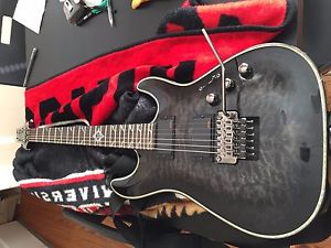 Schecter Hellraiser Black Floyd Rose Devil Guitar H77930