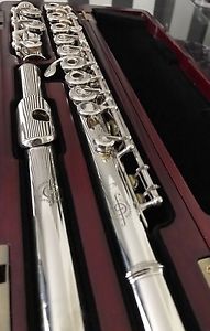 FLUTEMAKERS GUILD BEAUTIFUL HANDCUT SOLID SILVER OPEN-HOLE FLUTE (#179) - SUPERB