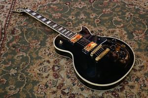 Gibson 2000 made Les Paul Custom Ebony Black Electric Guitar Free Shipping
