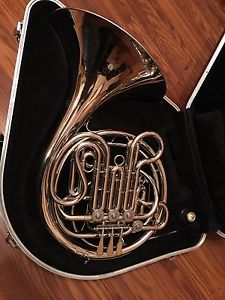 HOLTON  FARKAS  H177 PROFESSIONAL  DOUBLE FRENCH HORN
