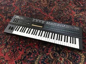 Yamaha DX7 ii D Synthesizer In Outstanding Condition