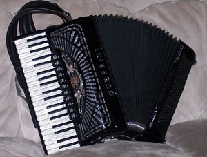 Fisarmonica Guerrini Superior 2 President Accordion
