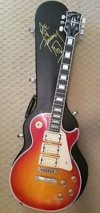 Gibson Ace Frehley Les Paul USA budokan Mint, case signed by Ace