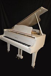 Rare  and  superb sounding White Yamaha baby grand  piano