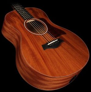 Taylor Limited Edition GS Mini-e Mahogany Acoustic/Electric Guitar Natural