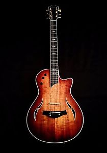 Taylor Custom T5-Z Acoustic/Electric Guitar Case Included