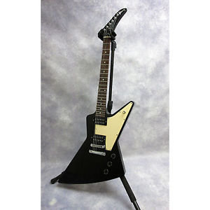 Gibson Explorer 2001, Ebony, Chrome Hardware w/ case