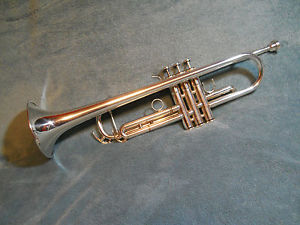 Yamaha YTR5335G Trumpet