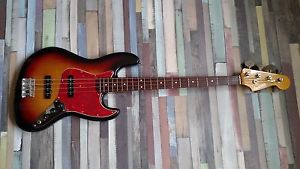 Fender Jazz Bass Sunburst Japan JB 62 gitarre