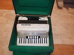 Hohner Concerto III S weiß