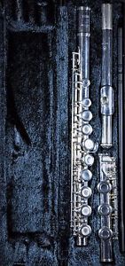 Yamaha 361 Intermediate Open Hole Professional Flute with Case