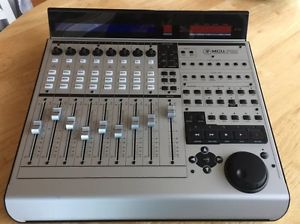 Mackie MCU PRO DAW 8-Channel Universal Mix Control Surface USB
