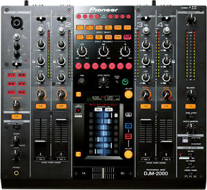 PIONEER DJM-2000, DJM2000 Mixer (slightly Used)