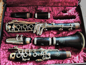 B CLARINET FULL BOEHM SYSTEM AMATI ACL 315