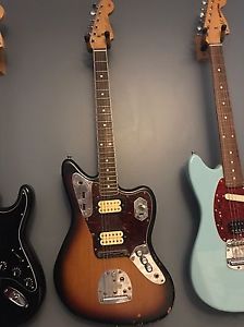 Fender Kurt Cobain Road Worn Jaguar With Case 3-Color Sunburst Guitar