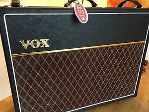 VOX AC30 C2 - DEMO - unbenutzt - inklusive orig. Fußschalter und Rockbag Cover