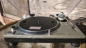 technics SL-1200MK2 Direct Drive, COLLECTOR OWNED,NO DJ USE AT ALL GREAT SHAPE