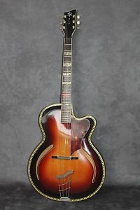 guitare demi caisse de jazz vintage sunburst Allemande année 50