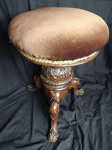 Museum Antique Victorian 19th Century Acanthus Leaf Carved Walnut Piano Stool
