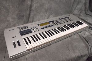 YAMAHA MO6 61-Key Music Production Keyboard Synthesizer Used Japan Excellect++