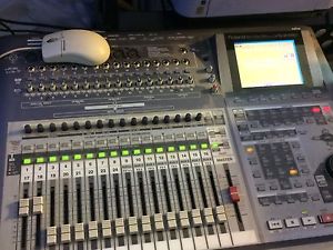 Roland VS-2480 Digital Recording Workstation