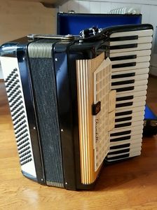 Piano accordion Scandalli vintage rare Italian 48 bass