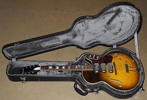 Vintage 1962 Silvertone 1429 Hollow Body! 3 Dearmond Pickup Electric Guitar!