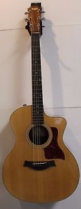 Taylor 214ce Deluxe Acoustic/Electric with Case