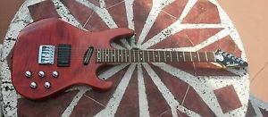 amazing mint shadow G-243 electric guitar made in germany with a gig bag