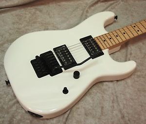Charvel SD-1 San Dimas HH Floyd Rose electric guitar in snow white
