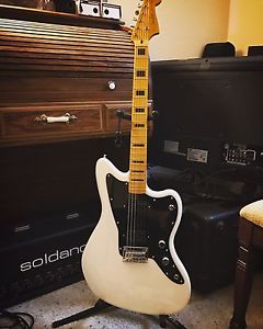 Fender Jazzmaster HH Custom Build White Seymour Duncan Pickups
